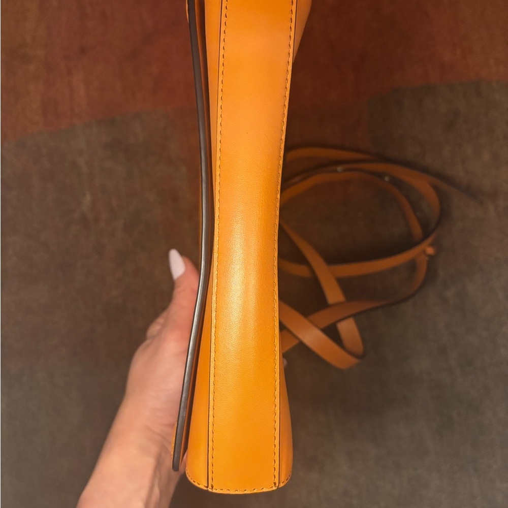 Rag & Bone Tan Crossbody Bag - Picture 7 of 8